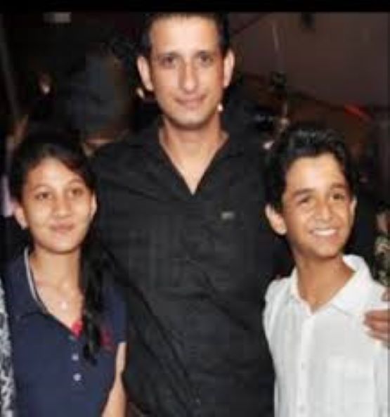 Varryan Joshi: Growing Up in a Bollywood Family Varryan Joshi